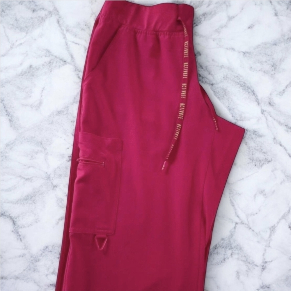 Med Couture Yoga Cargo Activate Scrub Pants  Women’s MP (Medium Petite) – Pink